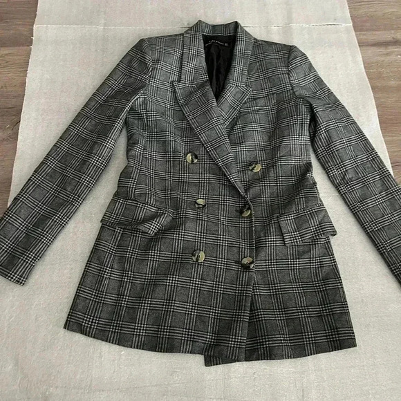 Zara Gray Plaid Blazer - Picture 4 of 14